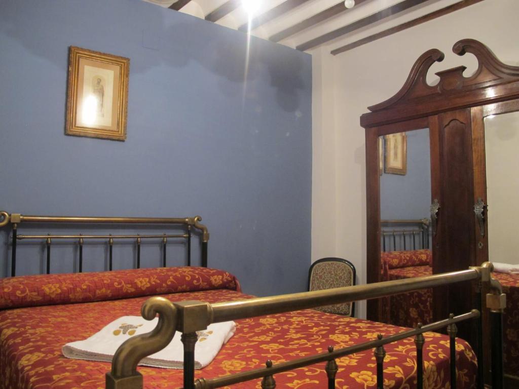 Casa Rural Cuatro de Oros Santa Cruz de la Zarza Habitación foto