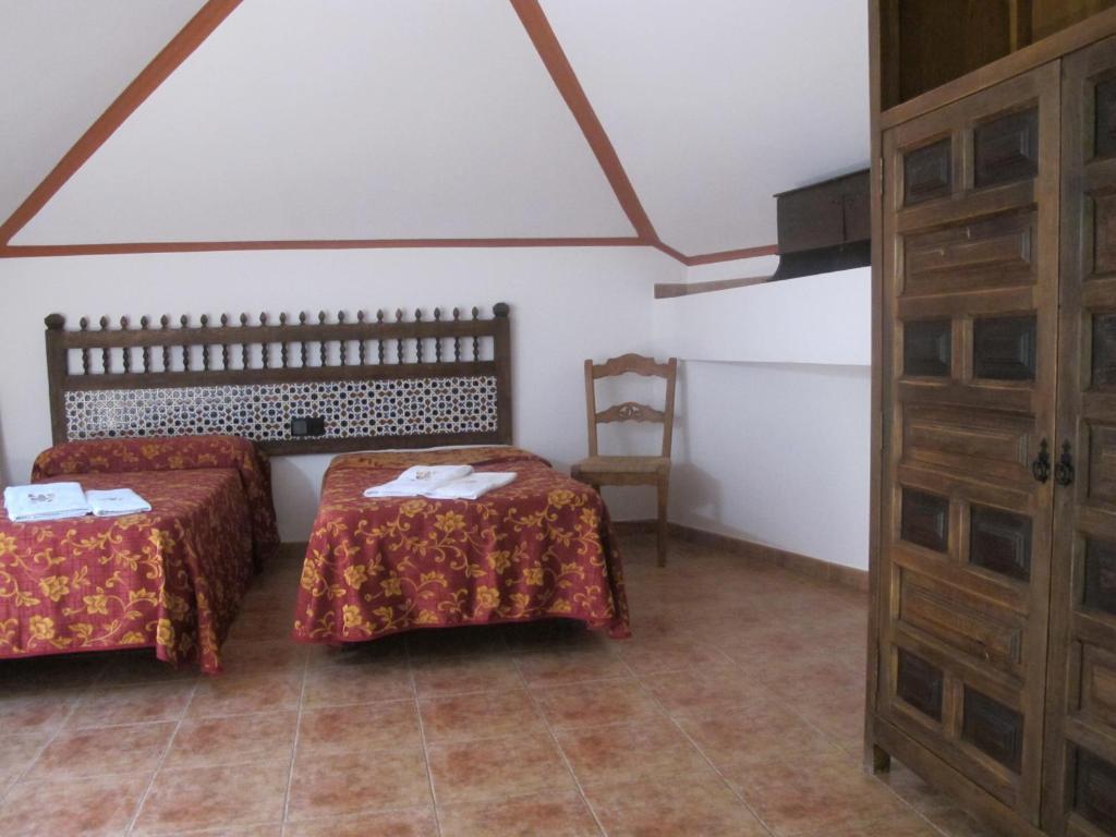 Casa Rural Cuatro de Oros Santa Cruz de la Zarza Habitación foto